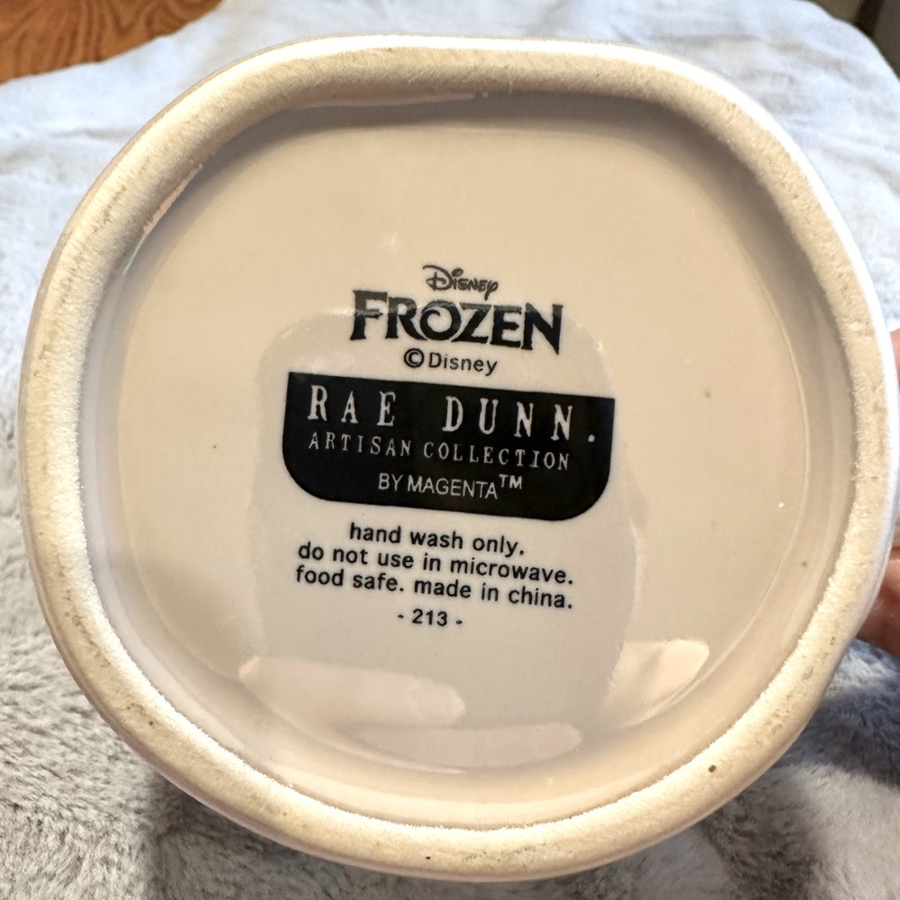 Rae Dunn "Let it go" frozen mug - Picture 3 of 5